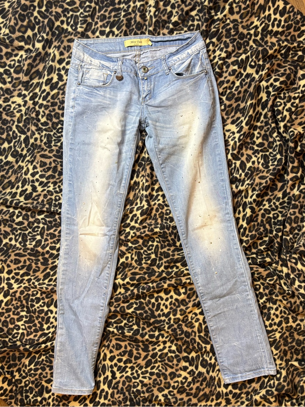 Y2K lowrise light wash jeans